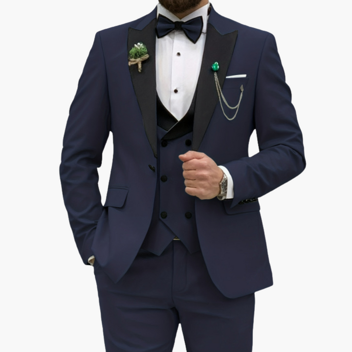 Herren Anzug dreiteilig mit Slim Fit und Kontrastrevers