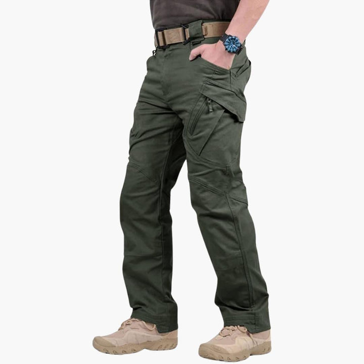 Herren-Cargohose mit Reißverschluss und mehreren Taschen
