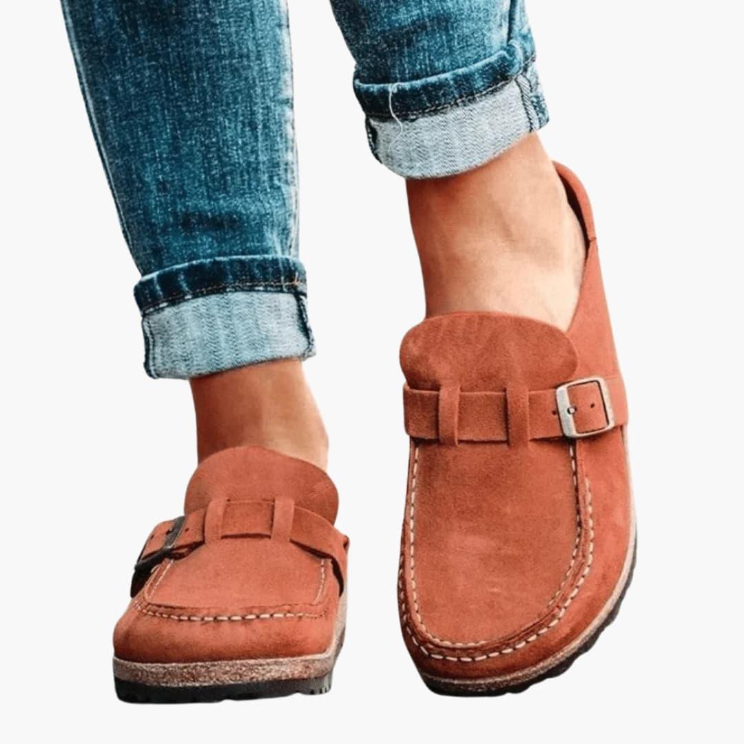 Modische Clog-Sandalen mit ganztägigem Komfort für Frauen - SchmiedeMode