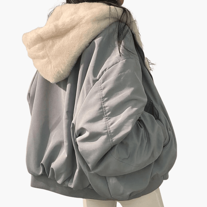 Stylischer Wintermantel mit Kapuze für Frauen - SchmiedeMode