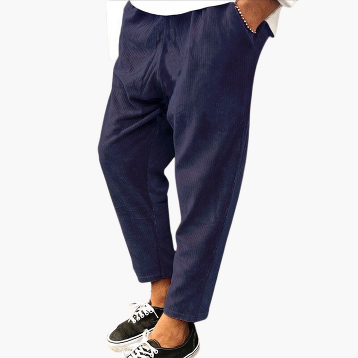 Herren Cordhose mit Stretchbund und geradem Bein