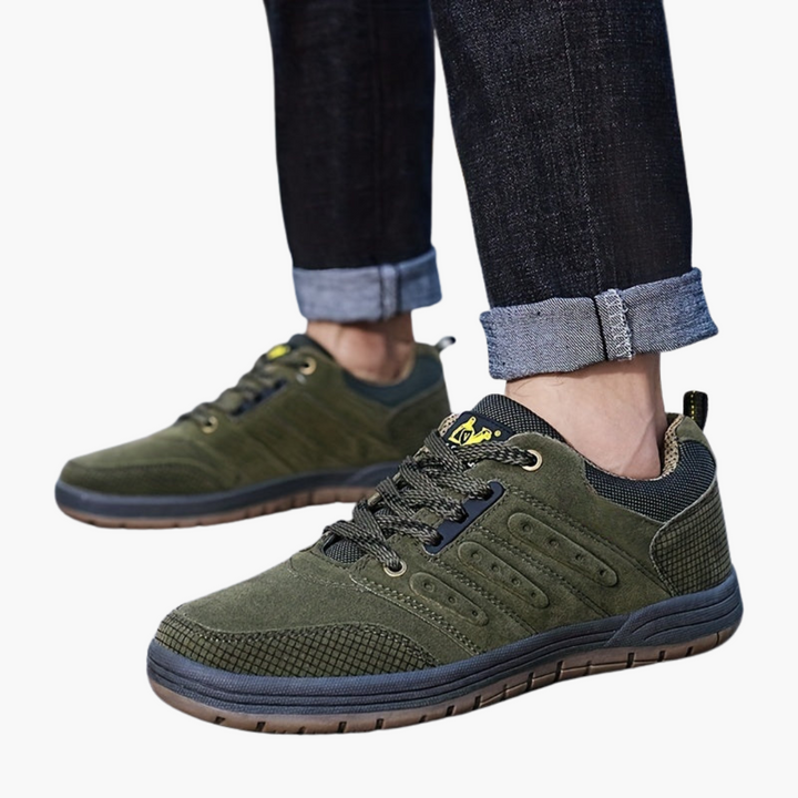 Herren Wanderschuhe mit Schnürverschluss und strukturierter Außensohle