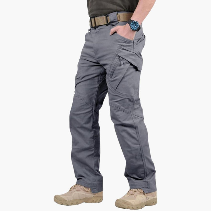Herren-Cargohose mit Reißverschluss und mehreren Taschen