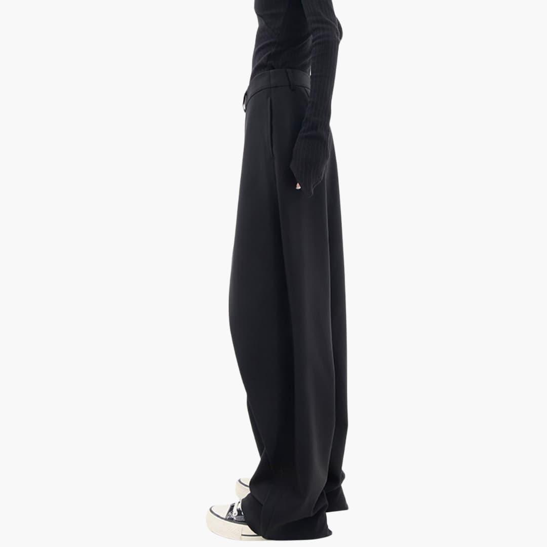 Asymmetrische Hosen mit schmaler Passform für Damen - SchmiedeMode