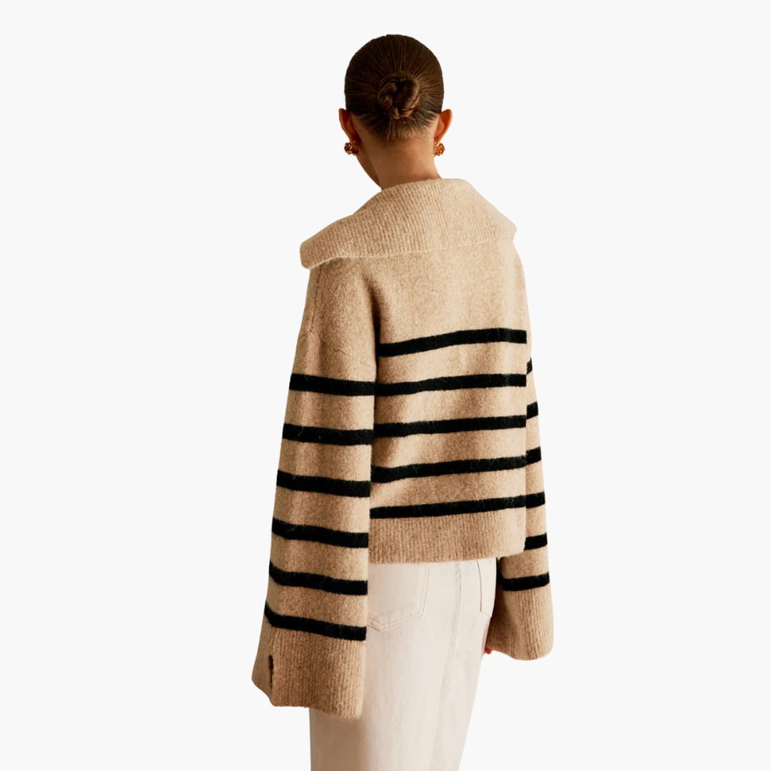 Damen pullover mit V-Ausschnitt und gestreifter Oberfläche