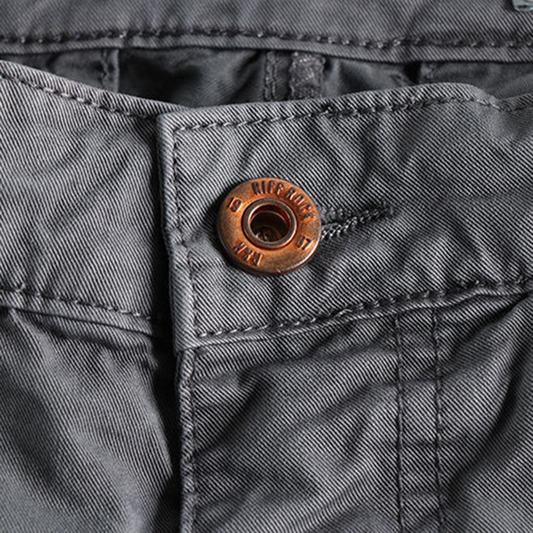 Herren Shorts aus leichter Sommerware mit Taschen und Knopfverschluss