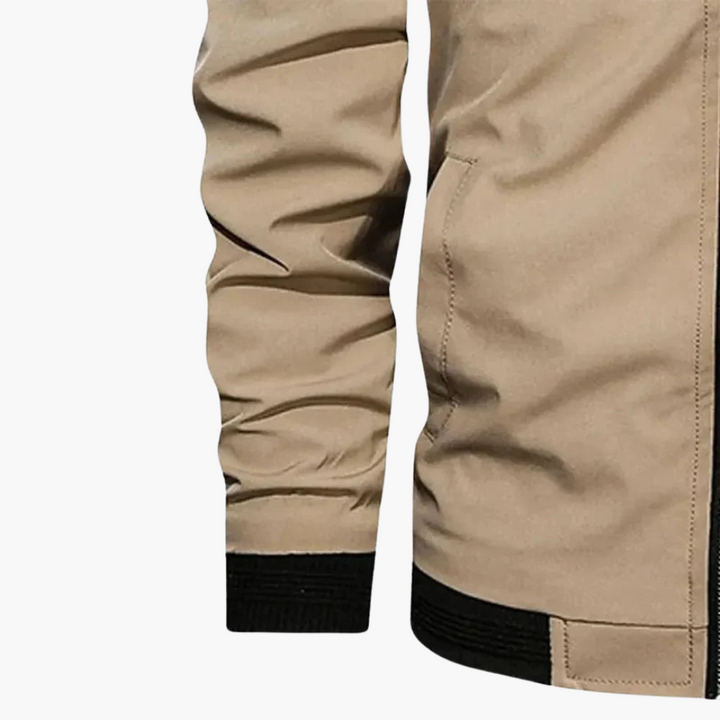 Klassische Bomberjacke für Männer - Reißverschluss und Stil