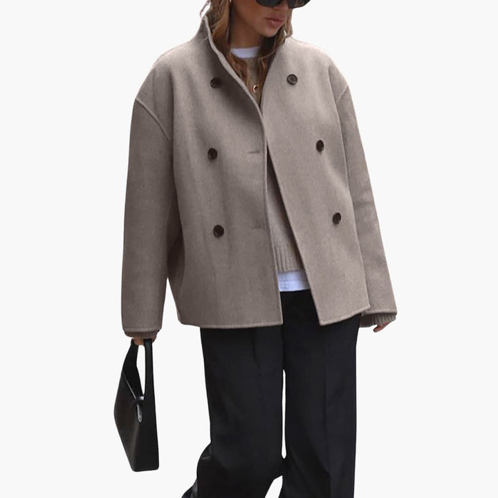 Damenjacke mit weitem Schnitt und Knopfverschluss vorn