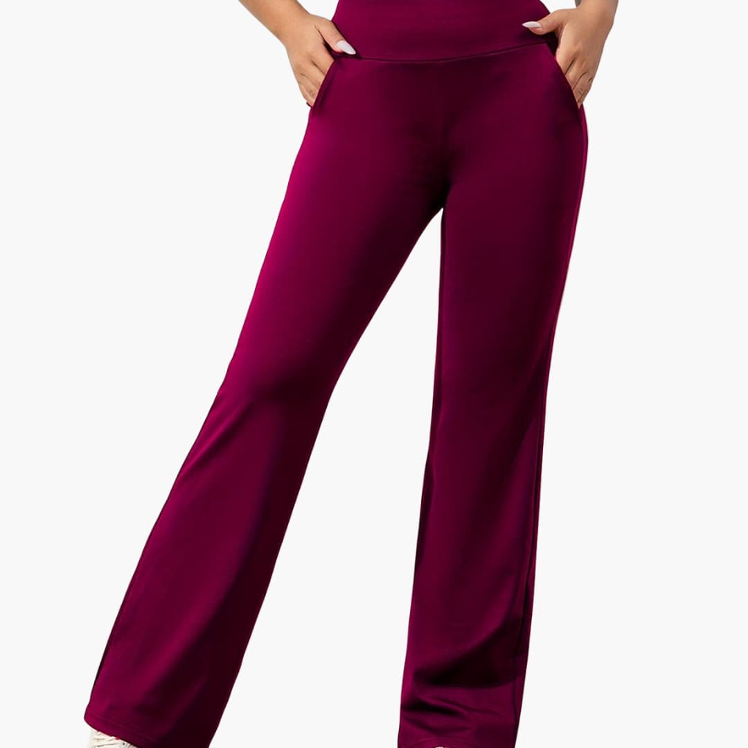 Damenhose mit Gummibund und ausgestelltem Bein