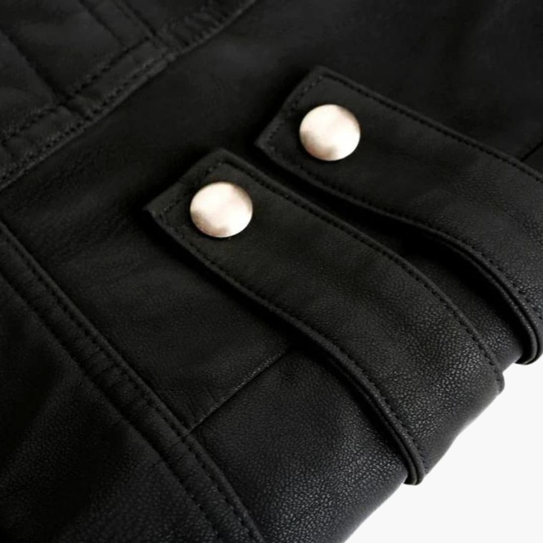 Herren Jacke mit Reißverschluss und Schulterpaspelierung