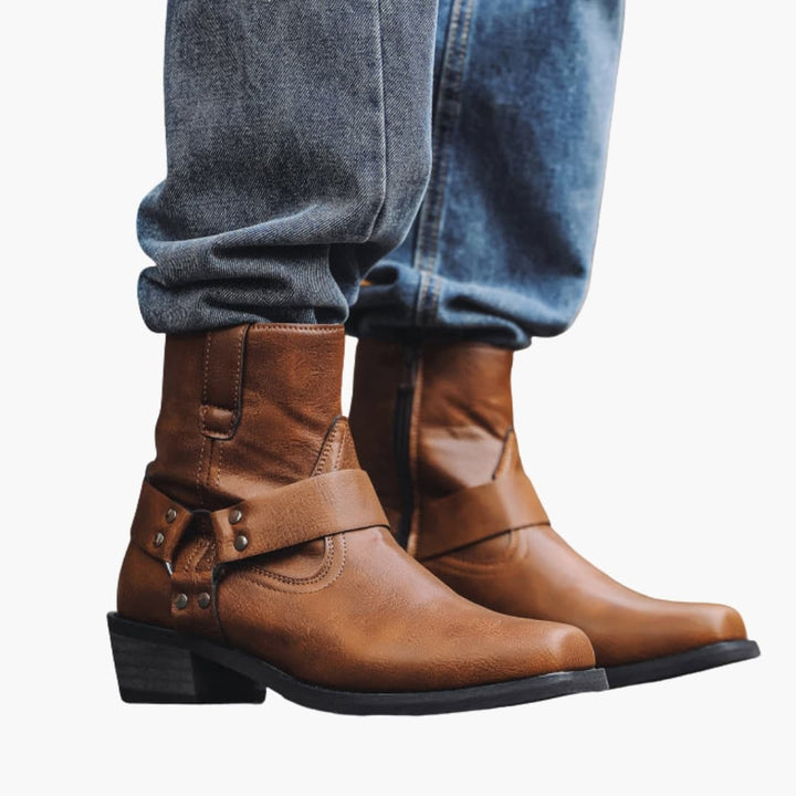 Herren Stiefeletten mit niedrigem Absatz und seitlichen Laschen