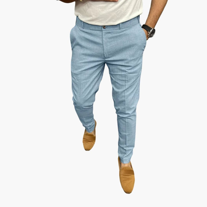 Herrenhose mit schmalem Bein und Seitentaschen